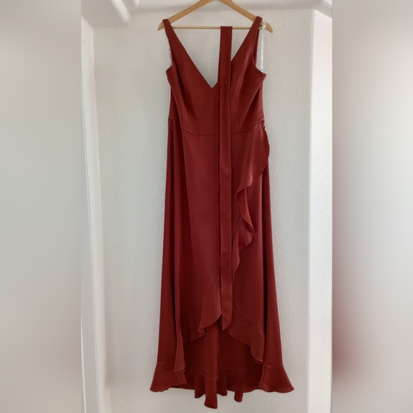 Satin Ruffle High Low David's Bridal Dress Cinnamon size 14 - Picture 2 of 8